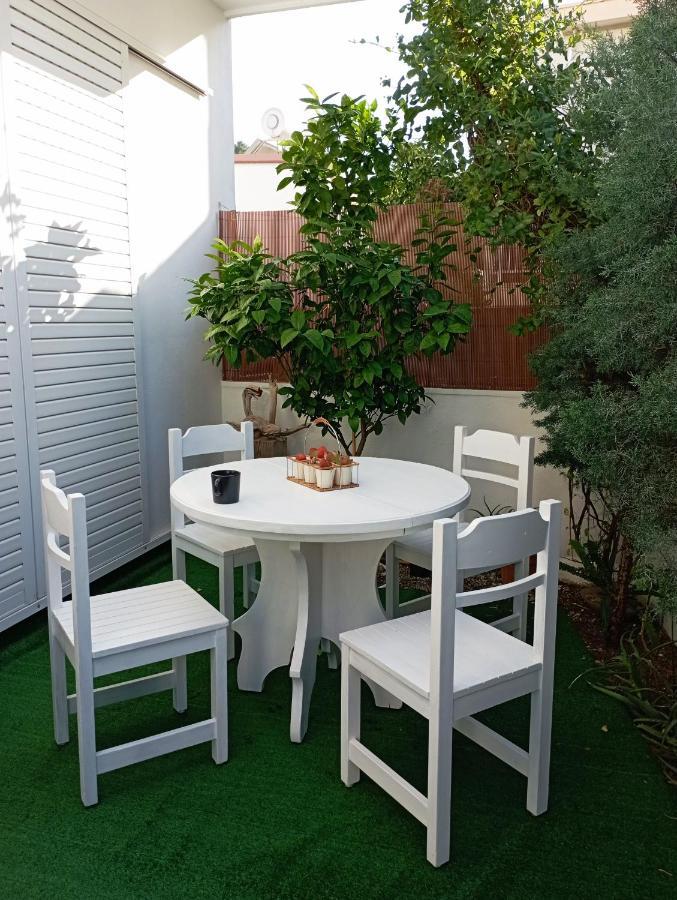 Το Διαμερισμα Τησ Μαιρησ Or Mary'S Apartment باراديسيون المظهر الخارجي الصورة