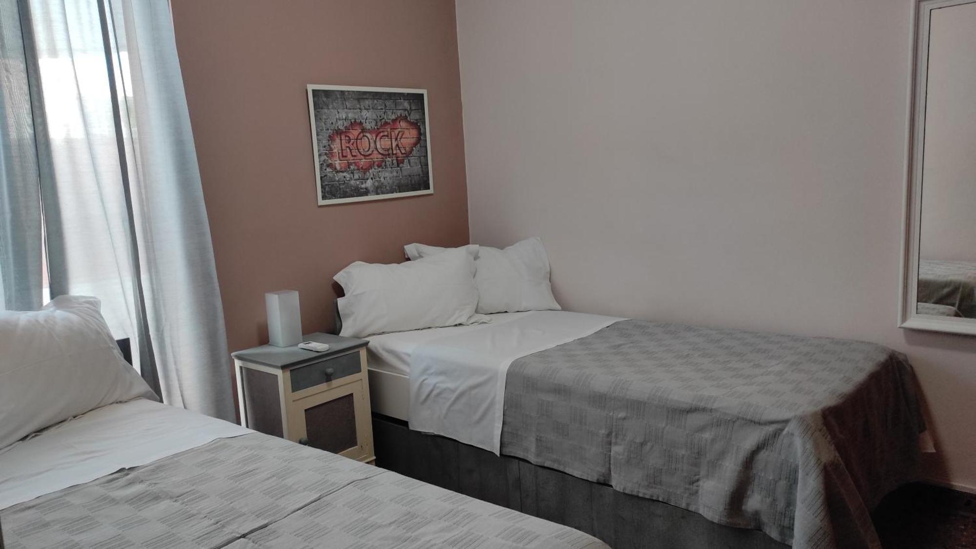 Το Διαμερισμα Τησ Μαιρησ Or Mary'S Apartment باراديسيون المظهر الخارجي الصورة